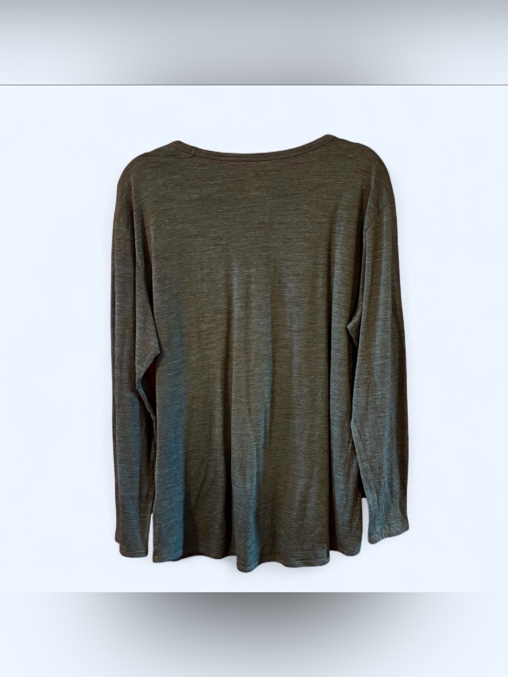 Segments Women's XXL 100% Merino Wool Long Sleeve V Neck Top Teal Base Layer - Picture 4 of 4